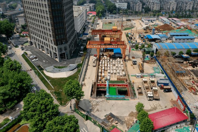 今年排定了交通基础设施建设等5个大类共计171个项目,项目总投资为